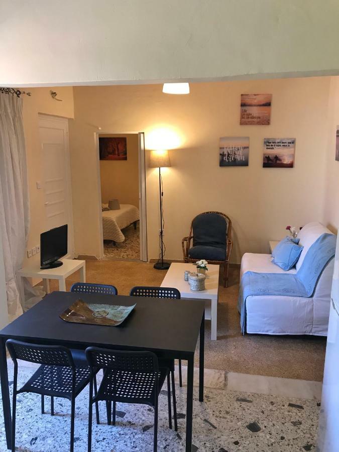 Sunshine'S House Near The Beach, 10 Min From The Airport Artemida  Exterior foto